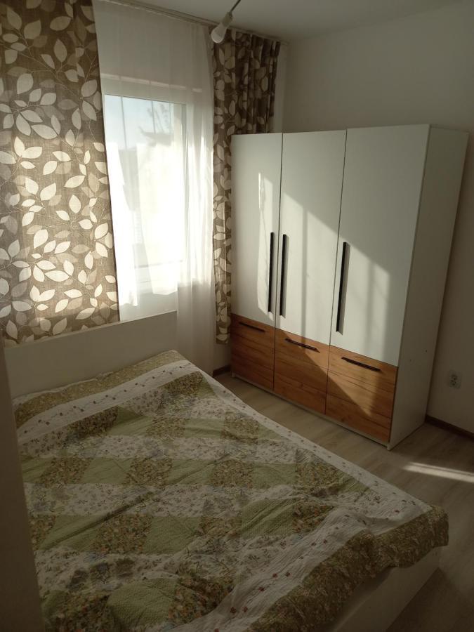 Twins Residence 2 Apart Hotel Ap 2 2 Rooms Chiajna Exterior foto
